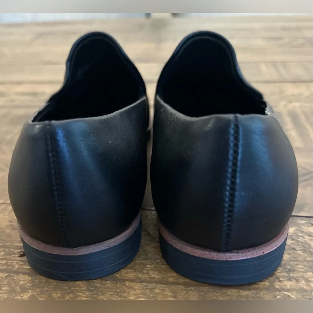 NWOT Indigo Rd Halen Loafers - Size‎ 6